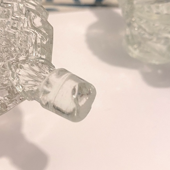 Antique Pressed Glass Perfume Bottle Women’s Scottish Thistle & Large Dabber - Picture 8 of 8